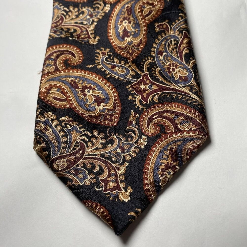 Jos. A. Bank Necktie Black Paisley Silk  Handsewn Designer Tie